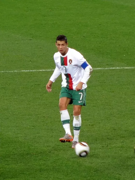 Cristiano Ronaldo contre. Eusebio, La Bataille des Titans